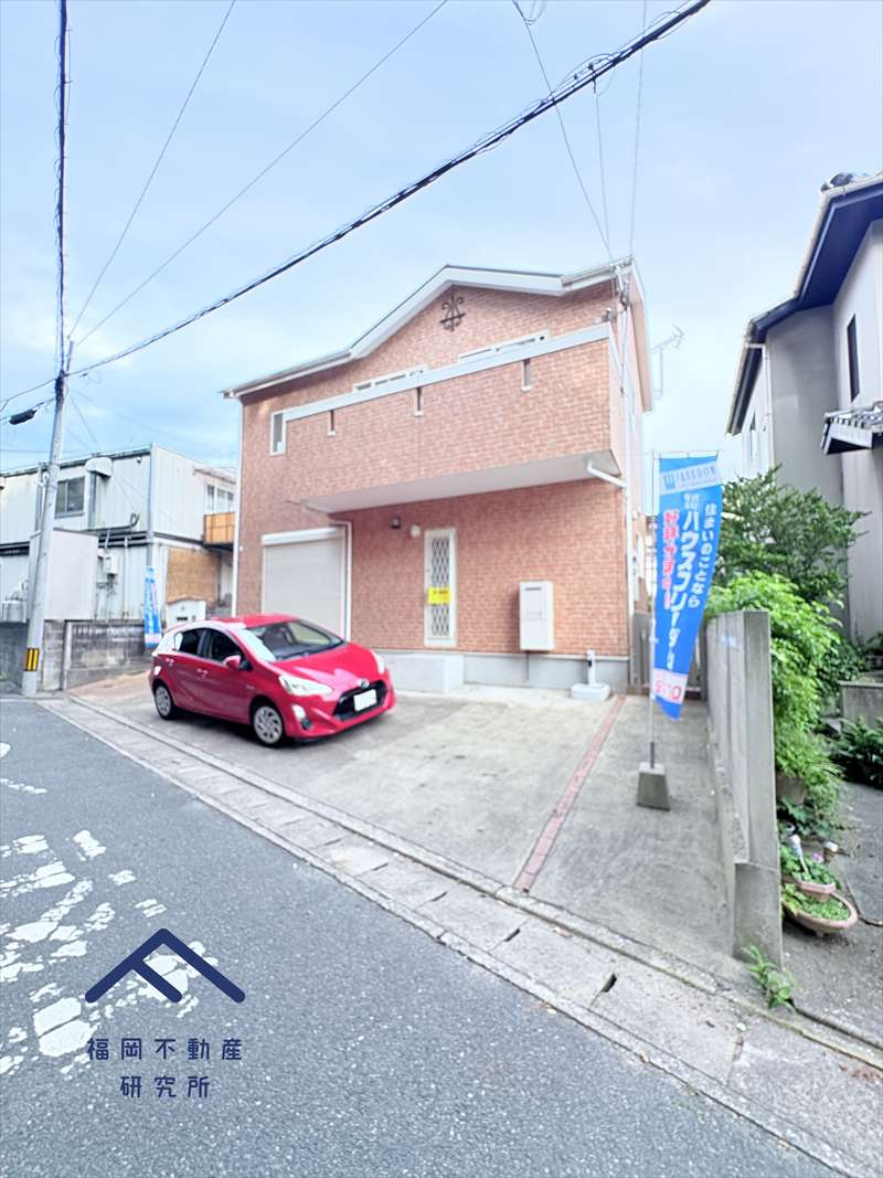 早良区梅林６丁目　戸建ての前面道路含む現地写真