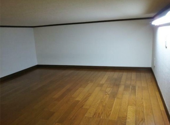 T・フラッツの寝室