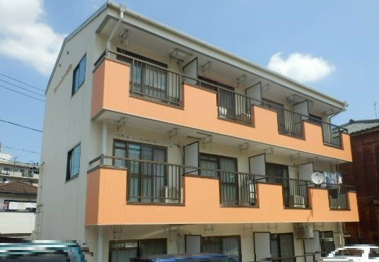 フォーレスト池場の外観