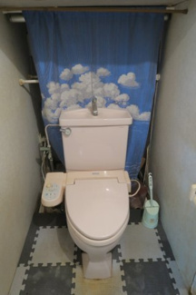 【トイレ】 | ケアンズ上板橋 | 温水洗浄便座付き