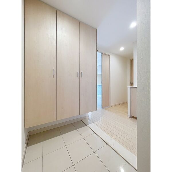 ファインフラッツ日本橋の玄関