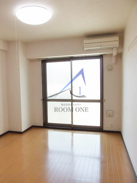 ステラフィッサ２４６５の居間・リビング|洋室のお部屋です。