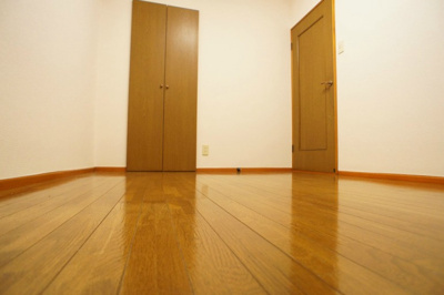 【洋室】 | ロイヤルマリーンハイム