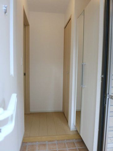 デフィー川原　Ａの玄関