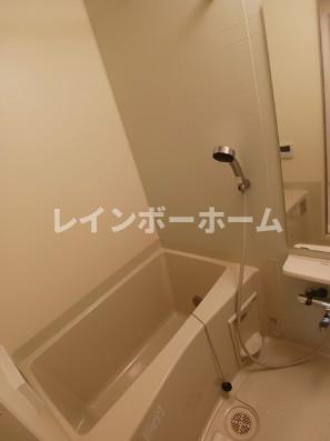 ラビット・イヤー・アイリスの浴室