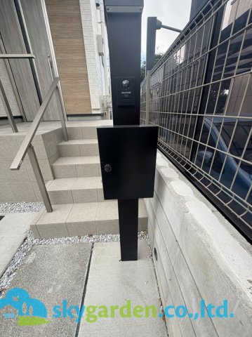 鎌倉市腰越　新築戸建　全2棟2号棟の駐車場|令和7年11月14日撮影（工事中）