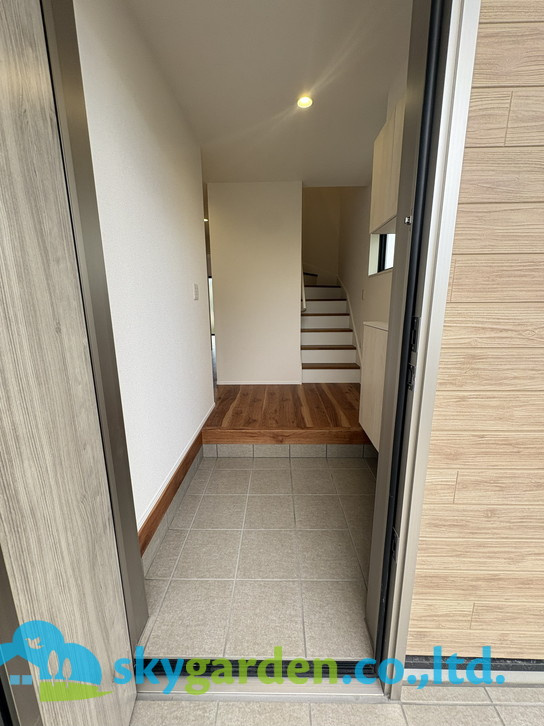 鎌倉市腰越　新築戸建　全2棟2号棟の外観|令和7年11月14日撮影（工事中）