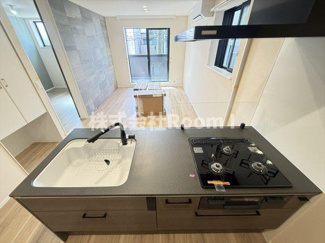 【キッチン】 | 【ペット共生・ZEHマンション】Ｆｏｒｅｓｔ　雅・旭化成ヘーベルメゾンHEBEL HAUS | キッチンでお料理をお楽しみください