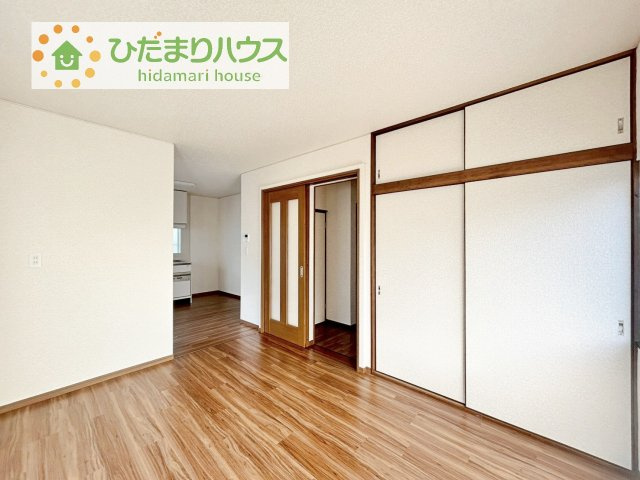 【居間・リビング】 | 土浦市永国東町　中古戸建