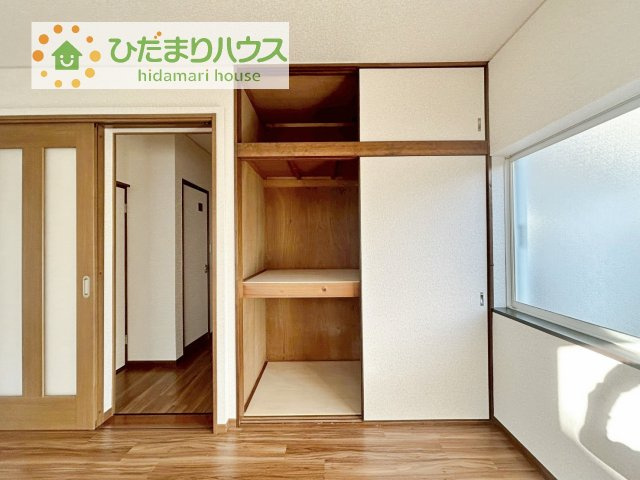 【収納】 | 土浦市永国東町　中古戸建 | 掃除機や買い溜めしたい日用品をしまうのに便利です！