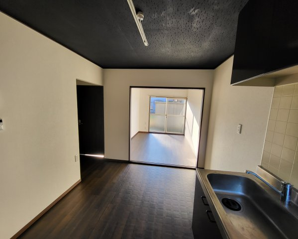 【居間・リビング】