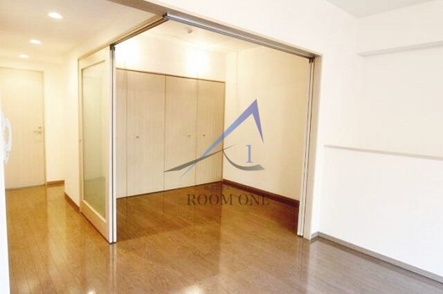 プライムアーバン恵比寿の居間・リビング|洋室のお部屋です。