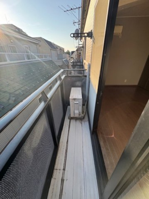 【バルコニー】 | ファーストフィールド