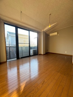 【寝室】 | ファーストフィールド