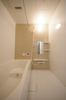 【浴室】 | 【仲介手数料無料！！】府中市府中町3丁目　新築戸建て（全3棟）1号棟　7290万円