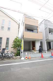 【外観】 | 【仲介手数料無料！！】府中市府中町3丁目　新築戸建て（全3棟）1号棟　7290万円