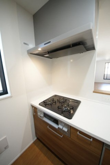 【キッチン】 | 【仲介手数料無料！！】府中市府中町3丁目　新築戸建て（全3棟）1号棟　7290万円