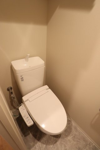 GENOVIA池袋のトイレ