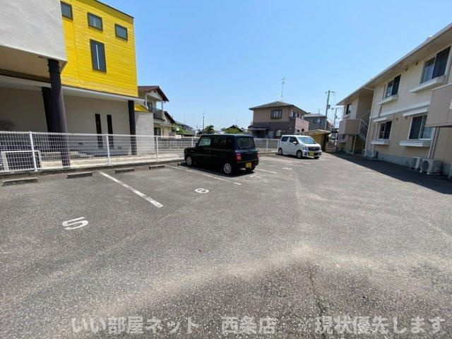 樋之口アヴェニューの駐車場