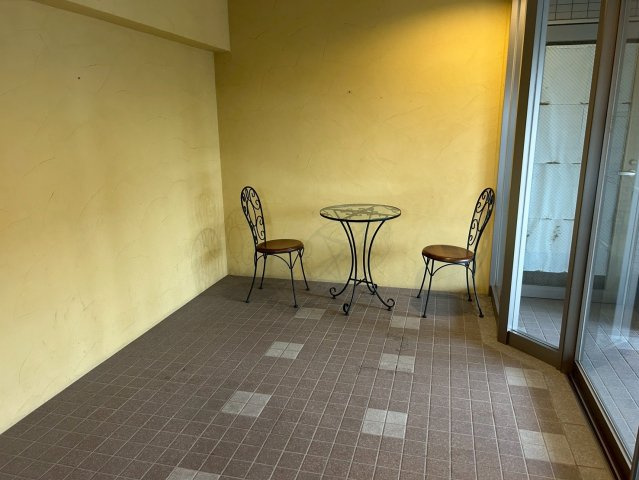 ＪＯＹぶりっじ上神拝のロビー