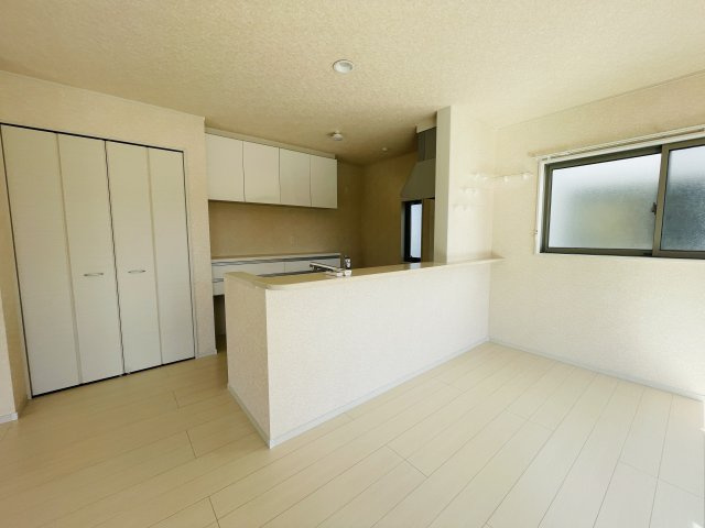 【キッチン】 | 滑川町月の輪5丁目　中古戸建