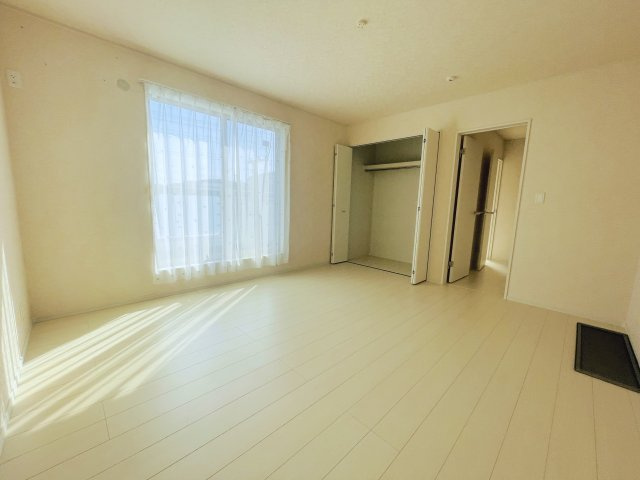 【寝室】 | 滑川町月の輪5丁目　中古戸建