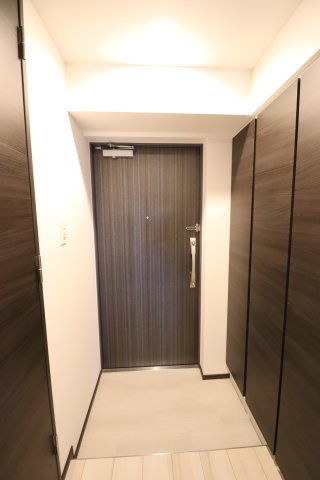 GENOVIA南千住Ⅵskygardenの玄関