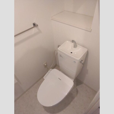 【トイレ】 | プロスペクト美章園 | 落ち着いた色調のトイレです