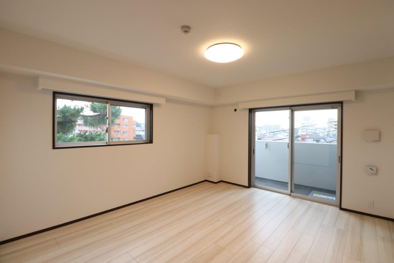 GENOVIA板橋東山町skygardenの居間・リビング