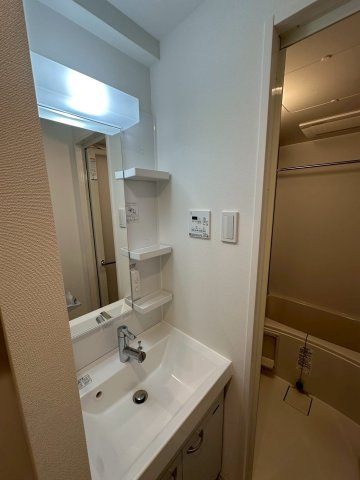 GENOVIA西川口Ⅲの洗面所