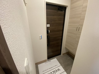 【玄関】 | Same sky