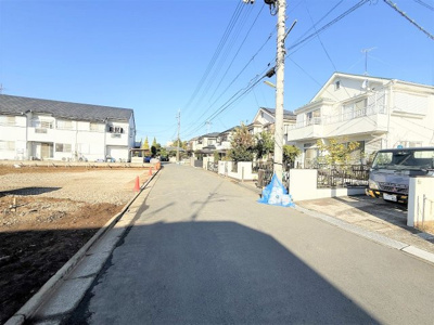 【周辺】 | 【仲介手数料１６０万円～１９０万円が無料！】■１１区画（４，５９０万円～５，５９０万円） | 【諸費用１６０万円～１９０万円ＯＦＦ！】
■全１１区画
■お好きなハウスメーカーで建築可能
■各ハウスメーカーを少しお安くご紹介可能
■間取図作成が無料