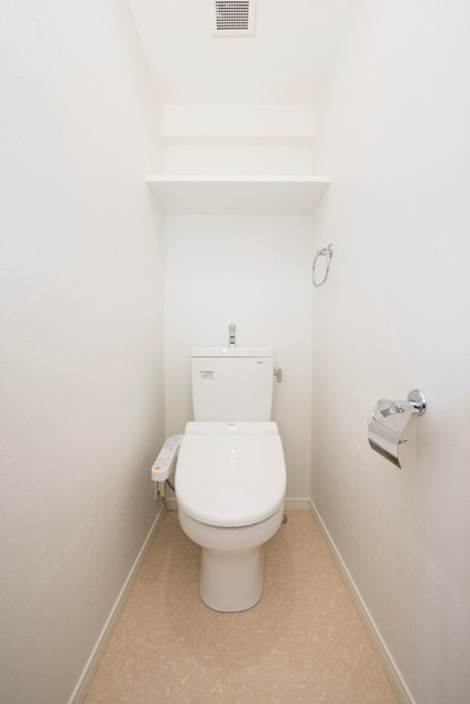 新品家具付きマンション西中洲12A(KaGood福岡)のトイレ