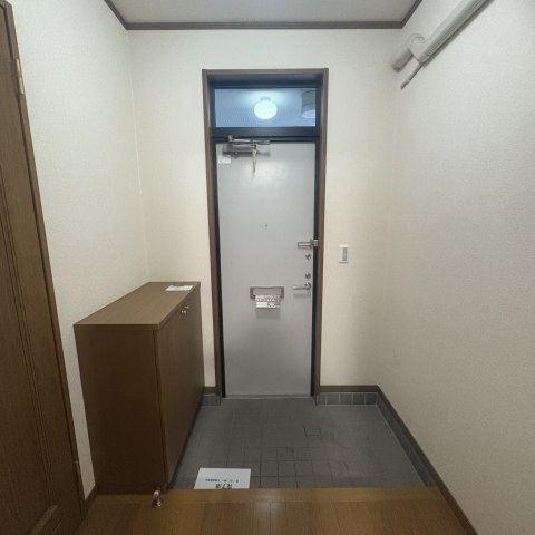 マンショングロットの玄関