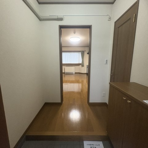 マンショングロットの玄関