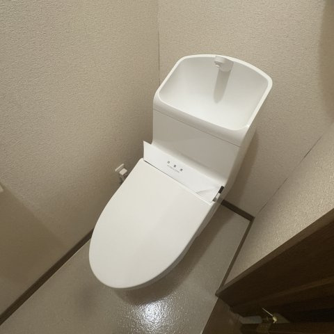 マンショングロットのトイレ