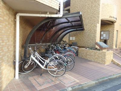 【駐輪場】 | 3階