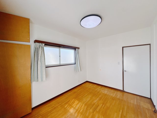 【中古戸建】前橋市山王町1丁目の洋室|■2階洋室｜2階各居室には収納をご用意しています♪常にお部屋を綺麗に保てます！小さなお子様も自然とお片付けができるようになるのでうれしいですよね！