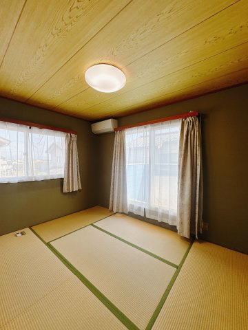 【中古戸建】前橋市山王町1丁目の和室|■2階和室｜おじいちゃんやおばあちゃんが遊びに来たときにゆったりとくつろげるスペースがあると喜んでくれますよね♪