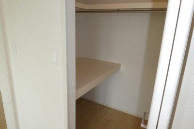 【収納】 | ＣＲＯＷＤ真備Ⅱ | ウォークインクローゼット