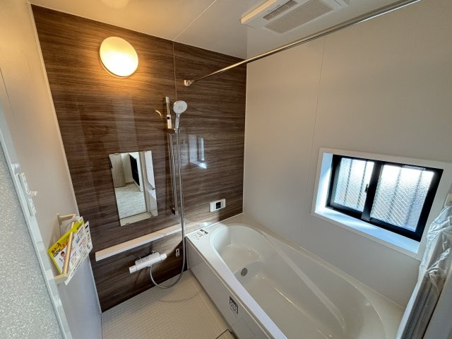 名東区香流8期｜名古屋市の戸建ならホームアップの浴室|浴室乾燥機付きで雨の日のお洗濯もラクラク♪