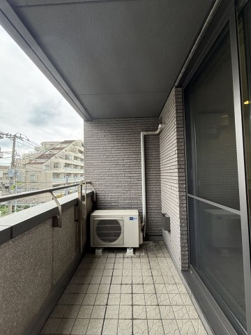 コートアリオンのバルコニー|東向きのバルコニー♪