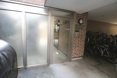 【エントランス】 | オリンピア館