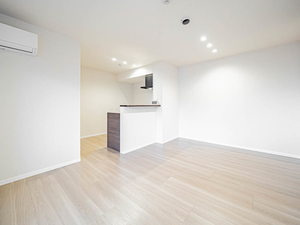 サウザンド和泉の居間・リビング|ゆったりとした居間です