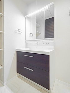 サウザンド和泉の独立洗面台|コンパクトで使いやすい洗面所