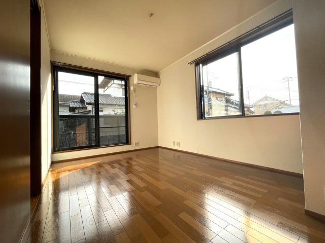 メゾンミレニアムの居間・リビング