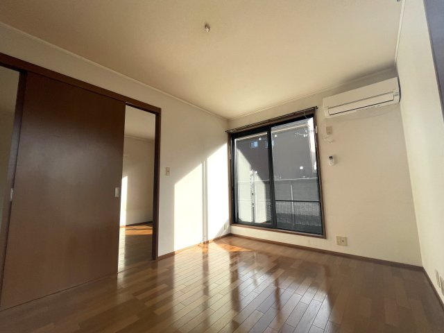 メゾンミレニアムの居間・リビング