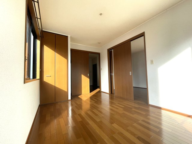 メゾンミレニアムの洋室