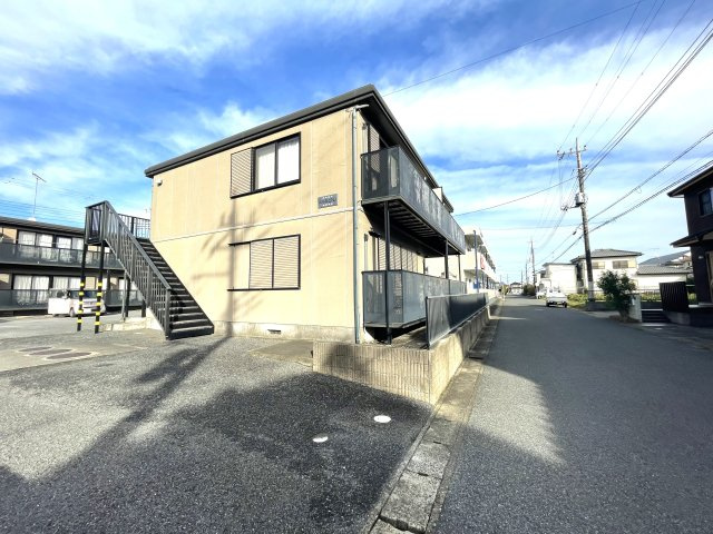 メゾンミレニアムの外観