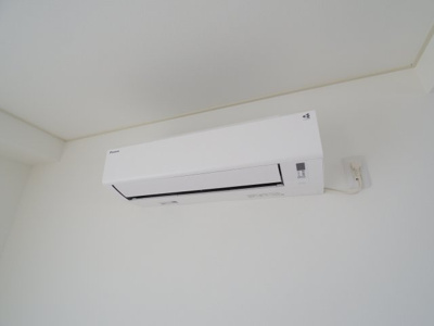 【設備】 | グリーンパークみその | エアコン1基・LDK